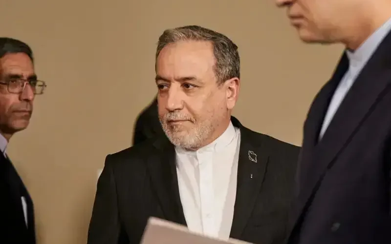 Iran: Dushaka amahoro ariko twiteguye n’intambara