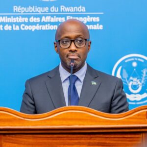 Nduhungirehe yasubije RFI ku mpunzi z’Abanyarwanda