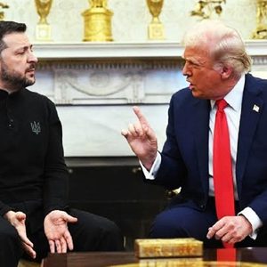 Trump yasabye Ukraine guhagarika ibitero ku nganda za peteroli z’Uburusiya