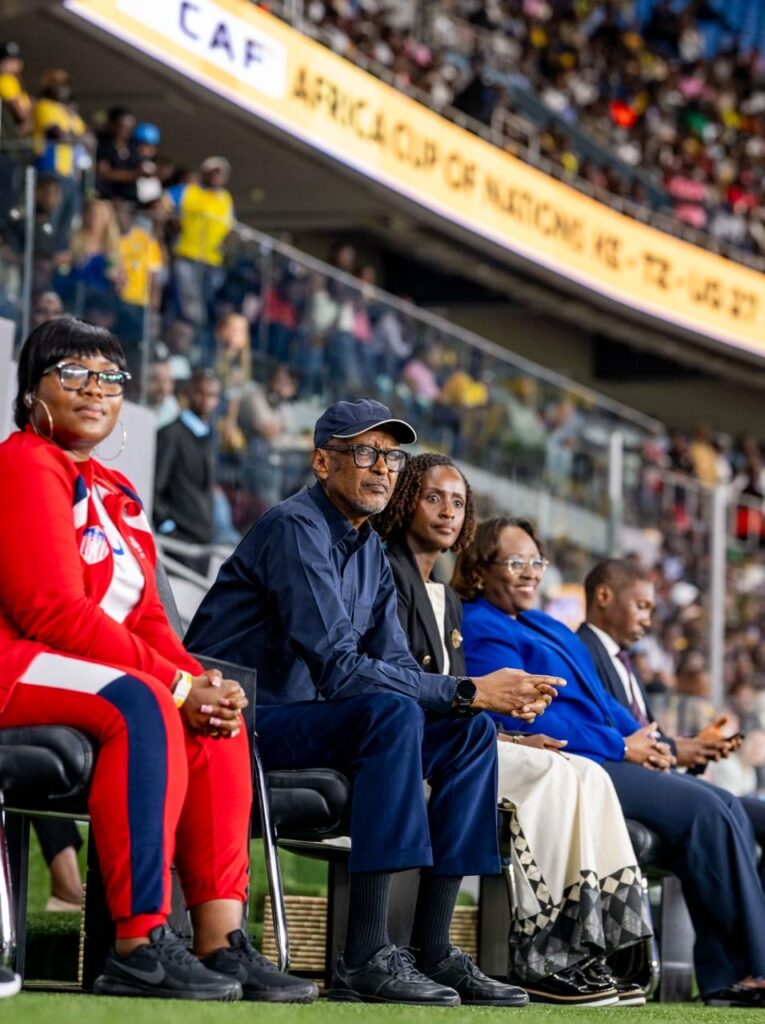 Perezida Kagame yageneye  Amavubi ubutumwa.