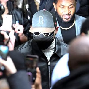 Chris Brown yakatiwe igifungo gisubitse