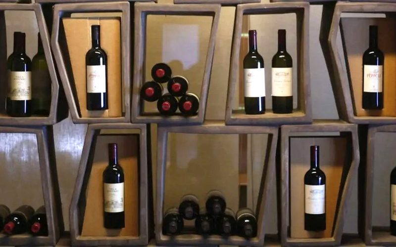 Ubutaliyani: Abajura bibye divayi za miliyari zirenga 8 Frw