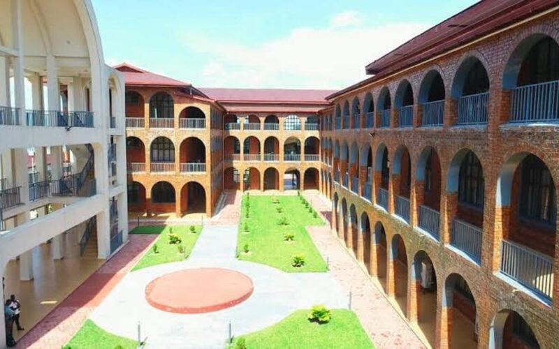 RDC: Kaminuza yirukanye abanyeshuri 29 n’abarimu 2 kubera ruswa