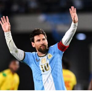 Messi yasezeye kuri Argentina mu marira