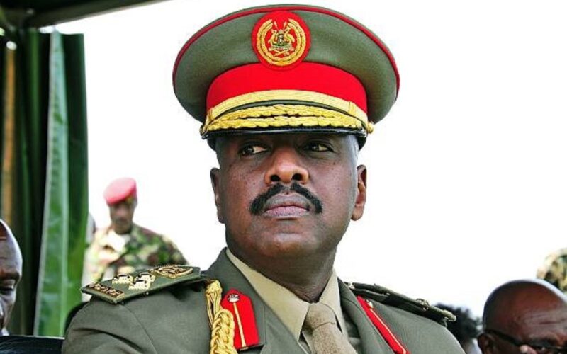 Icyo Gen Muhoozi yavuze ku rupfu rwa Sgt Robert