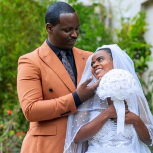 Apotre Mutabazi yanyomoje ibyavuzwe ku bukwe bwe