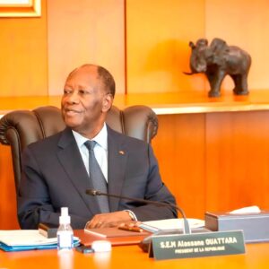 Côte d’Ivoire: Ouattara agiye gukora impinduka zikomeye mu buyobozi