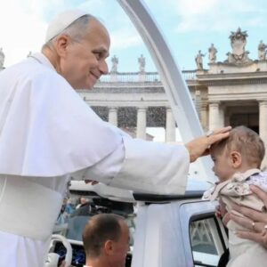 Papa Leo XIV yongeye guhura n’abakristu nyuma yo kubagwa