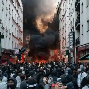 Macron yanze ubwegure bwaMinisitiri w’Umutekano w’Imbere mu Gihugu