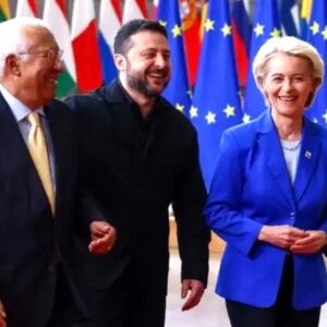 Trump yongeye kwibasira Zelensky